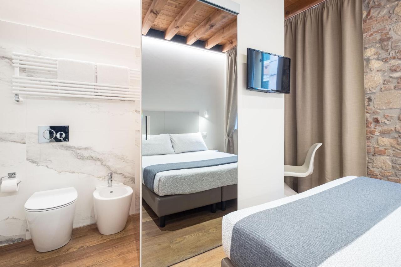 Teatro Romano Easy Suites Verona Exterior foto
