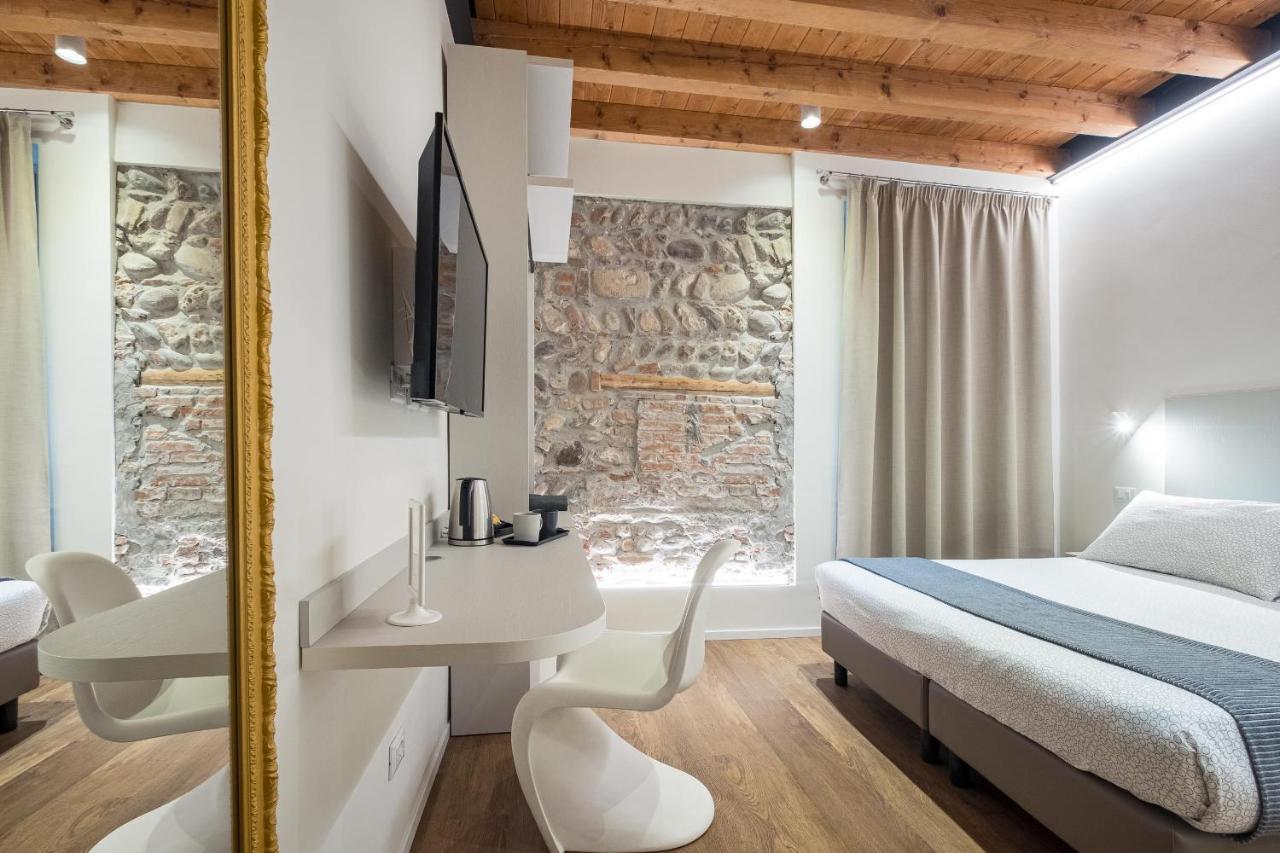 Teatro Romano Easy Suites Verona Exterior foto